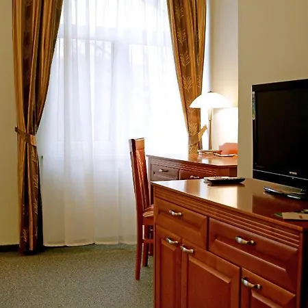 Grand Otel