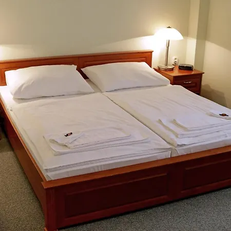 Hotel Grand 3*
